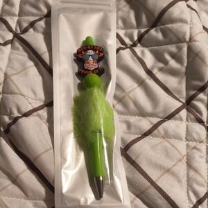 Green Fluffy Novelty Pen